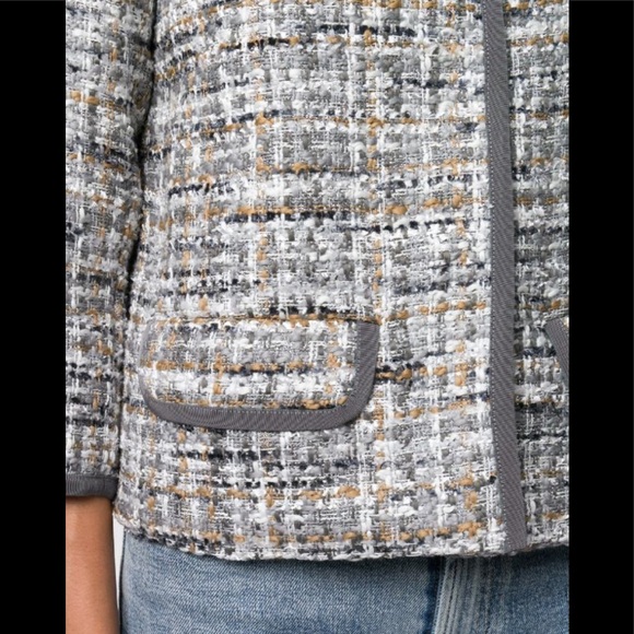 ❌SOLD❌NWT Herno short tweed jacket ✨RARE✨ - Picture 4 of 6